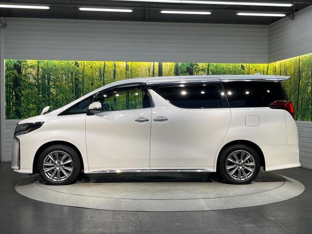 アルファード ２．５Ｓ　タイプゴールドＩＩＩ　純正９インチディスプレイオーディオ　バックカメラ　ツインルーフ　１２．１インチフリップダウンモニター　ブラインドスポットモニター　デジタルインナーミラー　合皮ハーフレザーシート　三眼ＬＥＤヘッドライト（26枚目）