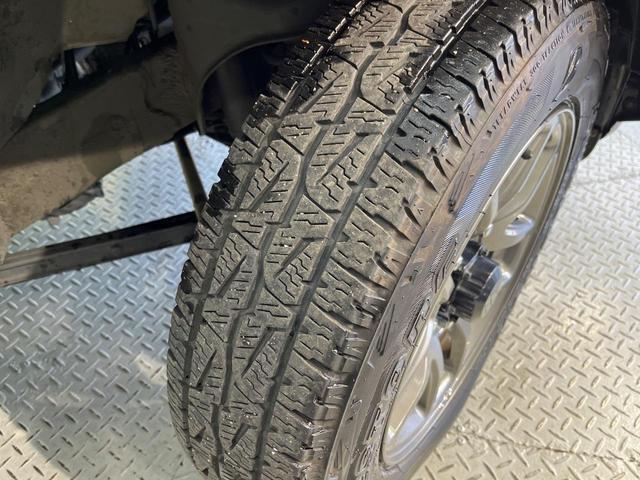 ジムニー ＸＣ　ターボ　ＳＤナビ　セーフティサポート　禁煙車　前席シートヒーター　スマートキー　ＬＥＤヘッド　ＥＴＣ　クルコン　純正１６インチアルミ　オートハイビーム　車線逸脱警報　オートライト　オートエアコン（35枚目）