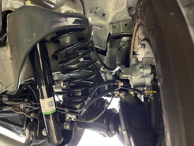 ジムニーノマド ＦＣ　登録済未使用車　４ＷＤ　セーフティサポート　アダプティブクルーズコントロール　クリアランスソナー　シートヒーター　車線逸脱警報　禁煙車　ＬＥＤヘッドライト　純正１５インチアルミ　スマートキー（20枚目）