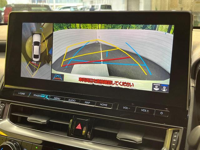 クラウンハイブリッド ＲＳアドバンス　純正１２．３型ナビ　全周囲カメラ　デジタルインナーミラー　レーダクルーズ　三眼ＬＥＤヘッド　シートベンチレーション　ステアリングヒーター　本革シート　パワーシート　ＨＵＤ　ＥＴＣ　純正１８ＡＷ　禁煙車（4枚目）