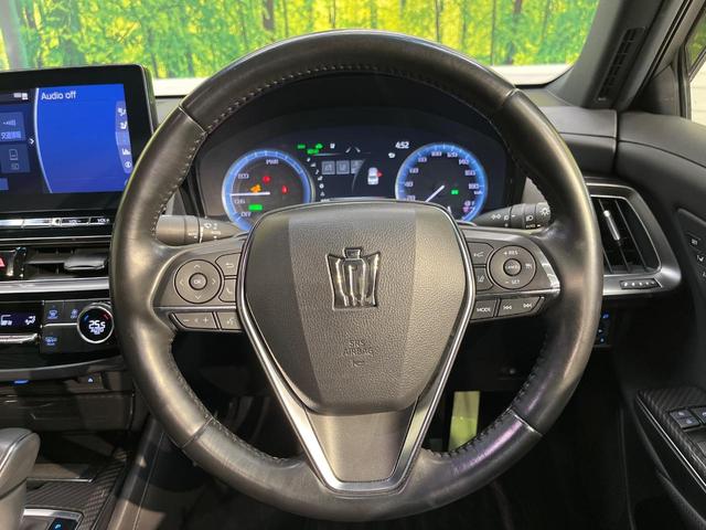 クラウンハイブリッド ＲＳアドバンス　純正１２．３型ナビ　全周囲カメラ　デジタルインナーミラー　レーダクルーズ　三眼ＬＥＤヘッド　シートベンチレーション　ステアリングヒーター　本革シート　パワーシート　ＨＵＤ　ＥＴＣ　純正１８ＡＷ　禁煙車（11枚目）