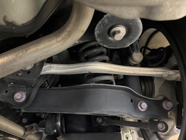 クラウンハイブリッド ＲＳアドバンス　純正１２．３型ナビ　全周囲カメラ　デジタルインナーミラー　レーダクルーズ　三眼ＬＥＤヘッド　シートベンチレーション　ステアリングヒーター　本革シート　パワーシート　ＨＵＤ　ＥＴＣ　純正１８ＡＷ　禁煙車（20枚目）