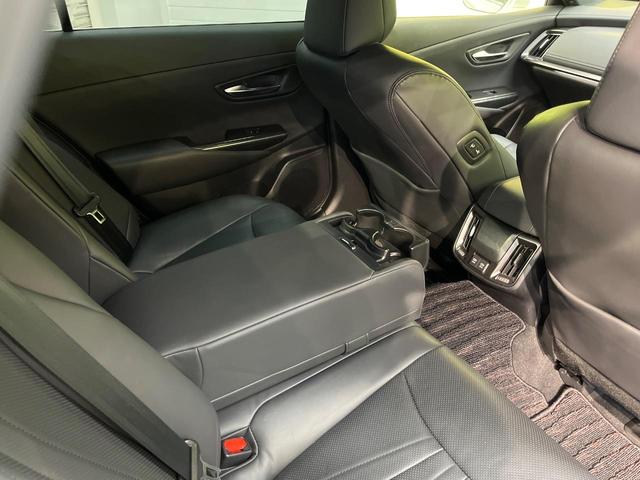 クラウンハイブリッド ＲＳアドバンス　純正１２．３型ナビ　全周囲カメラ　デジタルインナーミラー　レーダクルーズ　三眼ＬＥＤヘッド　シートベンチレーション　ステアリングヒーター　本革シート　パワーシート　ＨＵＤ　ＥＴＣ　純正１８ＡＷ　禁煙車（26枚目）