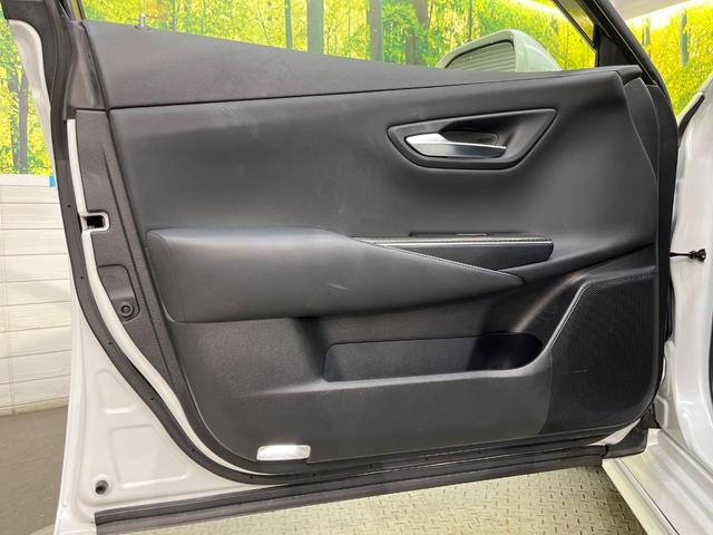 クラウンハイブリッド ＲＳアドバンス　純正１２．３型ナビ　全周囲カメラ　デジタルインナーミラー　レーダクルーズ　三眼ＬＥＤヘッド　シートベンチレーション　ステアリングヒーター　本革シート　パワーシート　ＨＵＤ　ＥＴＣ　純正１８ＡＷ　禁煙車（28枚目）