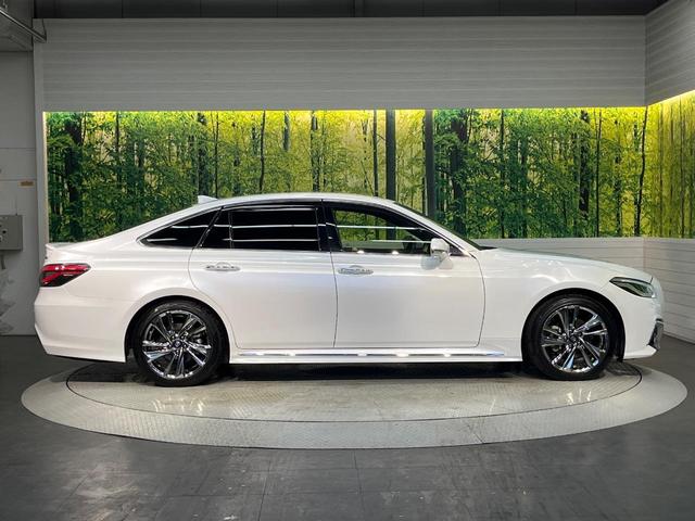 クラウンハイブリッド ＲＳアドバンス　純正１２．３型ナビ　全周囲カメラ　デジタルインナーミラー　レーダクルーズ　三眼ＬＥＤヘッド　シートベンチレーション　ステアリングヒーター　本革シート　パワーシート　ＨＵＤ　ＥＴＣ　純正１８ＡＷ　禁煙車（34枚目）