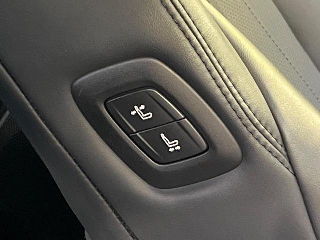 クラウンハイブリッド ＲＳアドバンス　純正１２．３型ナビ　全周囲カメラ　デジタルインナーミラー　レーダクルーズ　三眼ＬＥＤヘッド　シートベンチレーション　ステアリングヒーター　本革シート　パワーシート　ＨＵＤ　ＥＴＣ　純正１８ＡＷ　禁煙車（56枚目）