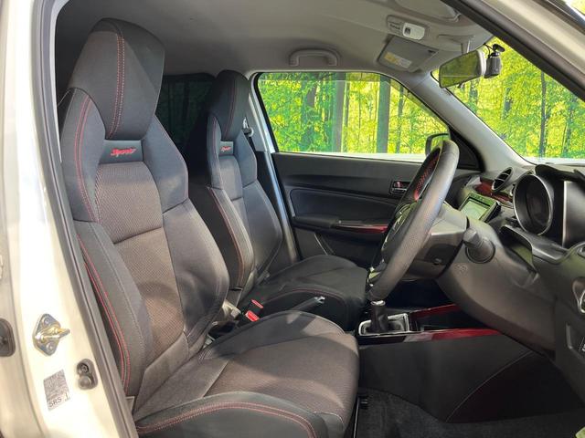 スイフトスポーツ ベースグレード 6MT 純正8インチナビ クルーズコントロール シートヒーター バックカメラ LEDヘッドライト オートライト Bluetooth フルセグ スマートキー ETC フロントフォグライト(8枚目)