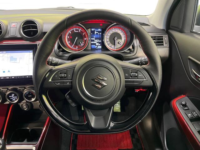 スイフトスポーツ ベースグレード 6MT 純正8インチナビ クルーズコントロール シートヒーター バックカメラ LEDヘッドライト オートライト Bluetooth フルセグ スマートキー ETC フロントフォグライト(11枚目)