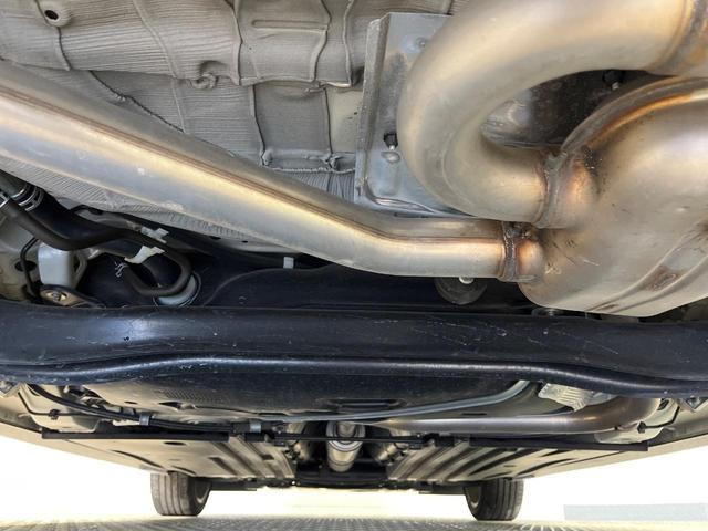 スイフトスポーツ ベースグレード 6MT 純正8インチナビ クルーズコントロール シートヒーター バックカメラ LEDヘッドライト オートライト Bluetooth フルセグ スマートキー ETC フロントフォグライト(19枚目)