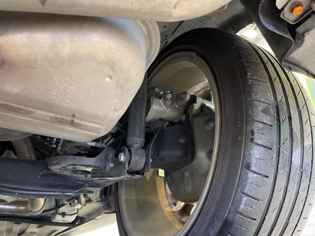 スイフトスポーツ ベースグレード 6MT 純正8インチナビ クルーズコントロール シートヒーター バックカメラ LEDヘッドライト オートライト Bluetooth フルセグ スマートキー ETC フロントフォグライト(21枚目)