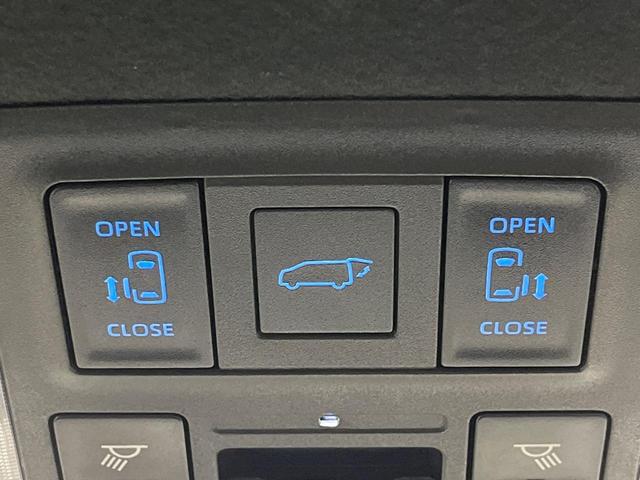 ヴォクシー Ｓ－Ｚ　純正１０．５インチナビ　１３．２型有機ＥＬフリップダウンモニター　快適利便パッケージ　両側パワースライドドア　パワーバックドア　セーフティセンス　レーダークルーズ　プロジェクター式ＬＥＤヘッド（6枚目）