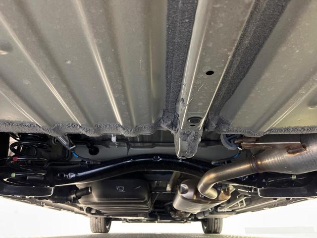 ヴォクシー Ｓ－Ｚ　純正１０．５インチナビ　１３．２型有機ＥＬフリップダウンモニター　快適利便パッケージ　両側パワースライドドア　パワーバックドア　セーフティセンス　レーダークルーズ　プロジェクター式ＬＥＤヘッド（19枚目）