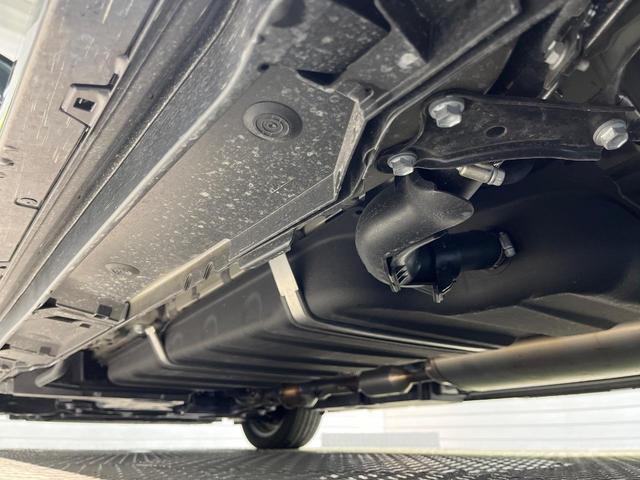 ヴォクシー Ｓ－Ｚ　純正１０．５インチナビ　１３．２型有機ＥＬフリップダウンモニター　快適利便パッケージ　両側パワースライドドア　パワーバックドア　セーフティセンス　レーダークルーズ　プロジェクター式ＬＥＤヘッド（22枚目）