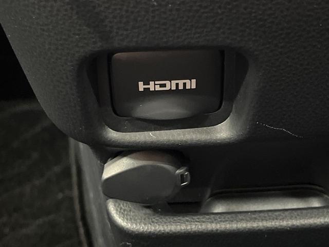 ヴォクシー Ｓ－Ｚ　純正１０．５インチナビ　１３．２型有機ＥＬフリップダウンモニター　快適利便パッケージ　両側パワースライドドア　パワーバックドア　セーフティセンス　レーダークルーズ　プロジェクター式ＬＥＤヘッド（38枚目）