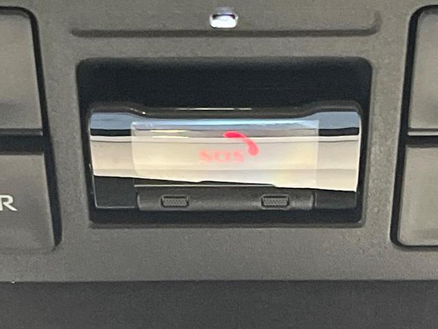 ヴォクシー Ｓ－Ｚ　純正１０．５インチナビ　１３．２型有機ＥＬフリップダウンモニター　快適利便パッケージ　両側パワースライドドア　パワーバックドア　セーフティセンス　レーダークルーズ　プロジェクター式ＬＥＤヘッド（46枚目）