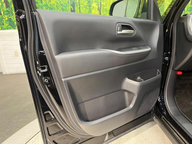 ヴォクシー Ｓ－Ｚ　純正１０．５インチナビ　１３．２型有機ＥＬフリップダウンモニター　快適利便パッケージ　両側パワースライドドア　パワーバックドア　セーフティセンス　レーダークルーズ　プロジェクター式ＬＥＤヘッド（59枚目）