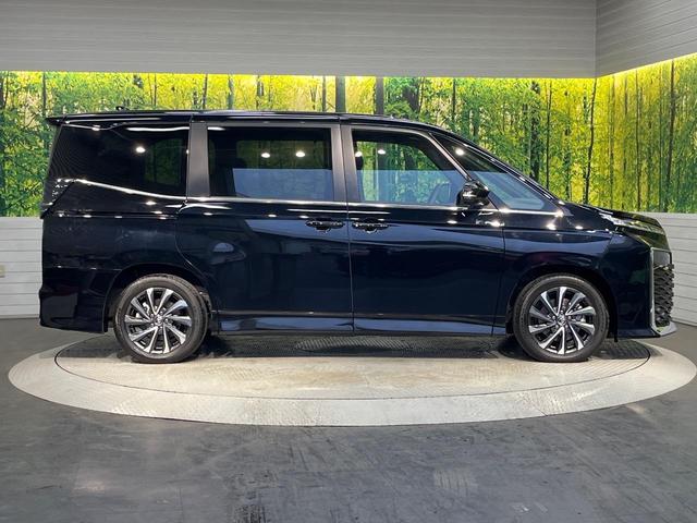 ヴォクシー Ｓ－Ｚ　純正１０．５インチナビ　１３．２型有機ＥＬフリップダウンモニター　快適利便パッケージ　両側パワースライドドア　パワーバックドア　セーフティセンス　レーダークルーズ　プロジェクター式ＬＥＤヘッド（64枚目）