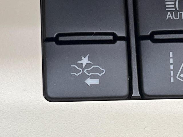 �y�g���^�Z�[�t�e�B�Z���X�z���s���ɑO���̎ԗ�����F�����A�Փ˂������Ȏ��͌x��ƃu���[�L�ŏՓˉ���Ɣ�Q�y�����A�V�X�g�B�����S�Ƀh���C�u�����y���݂��������܂��B