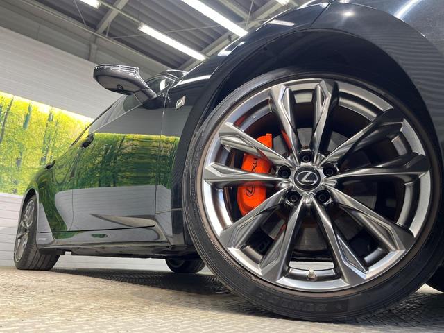 �y�I�����W�L�����p�[�t�������P�X�C���`�A���~�z�C�[���z�O�ςɃ}�b�`���������A���~�z�C�[���𑕒����Ă���܂��B�e��ЊO�A���~�z�C�[����A�X�^�b�h���X�^�C�����戵�����Ă���܂��B���񂲑��k����������