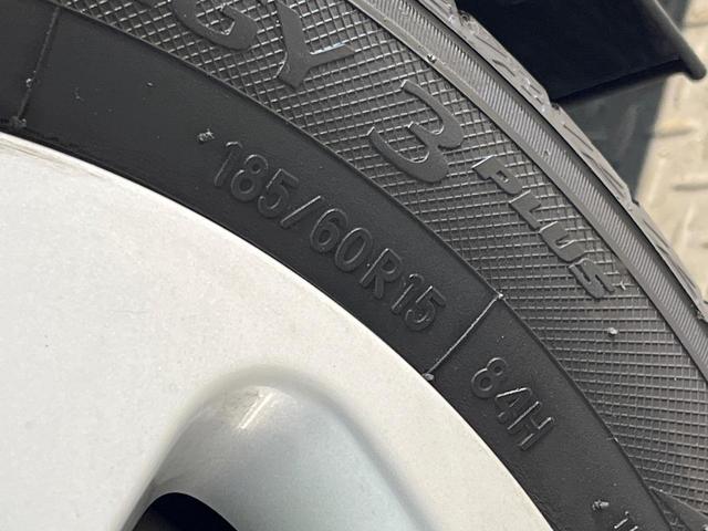 シエンタ Ｇ　モデリスタエアロ　純正ナビ　両側電動スライドドア　プリクラッシュセーフティ　バックカメラ　ＬＥＤヘッドライト　車線逸脱警報　オートマチックハイビーム　禁煙車　フルセグ　ＥＴＣ　Ｂｌｕｅｔｏｏｔｈ（38枚目）