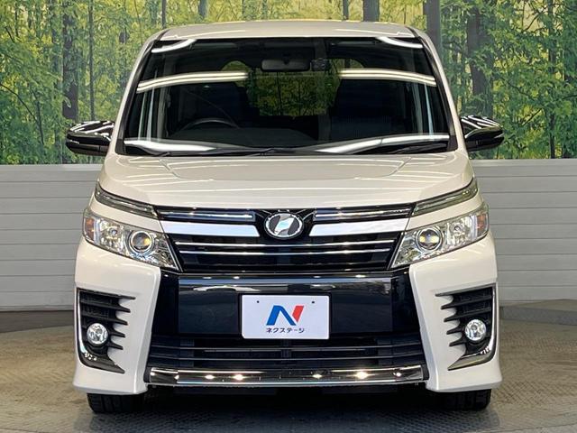 ヴォクシー ＺＳ　煌　ＢＩＧ－Ｘ９インチナビ　フリップダウンモニター　両側パワースライドドア　ＬＥＤヘッドライト　オートライト　バックカメラ　Ｂｌｕｅｔｏｏｔｈ　フルセグ　スマートキー　ＥＴＣ　フロントフォグライト（15枚目）