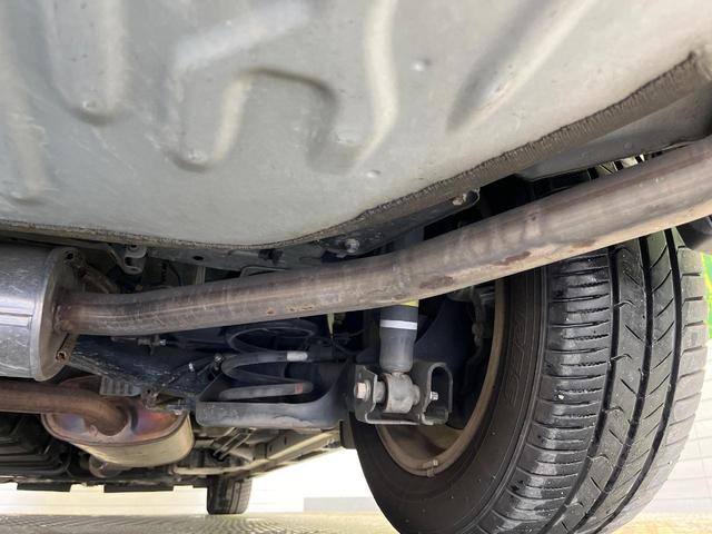 ヴォクシー ＺＳ　煌　ＢＩＧ－Ｘ９インチナビ　フリップダウンモニター　両側パワースライドドア　ＬＥＤヘッドライト　オートライト　バックカメラ　Ｂｌｕｅｔｏｏｔｈ　フルセグ　スマートキー　ＥＴＣ　フロントフォグライト（21枚目）