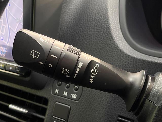 ヴォクシー ＺＳ　煌　ＢＩＧ－Ｘ９インチナビ　フリップダウンモニター　両側パワースライドドア　ＬＥＤヘッドライト　オートライト　バックカメラ　Ｂｌｕｅｔｏｏｔｈ　フルセグ　スマートキー　ＥＴＣ　フロントフォグライト（29枚目）