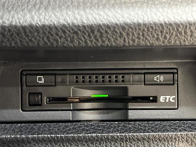 ヴォクシー ＺＳ　煌　ＢＩＧ－Ｘ９インチナビ　フリップダウンモニター　両側パワースライドドア　ＬＥＤヘッドライト　オートライト　バックカメラ　Ｂｌｕｅｔｏｏｔｈ　フルセグ　スマートキー　ＥＴＣ　フロントフォグライト（34枚目）