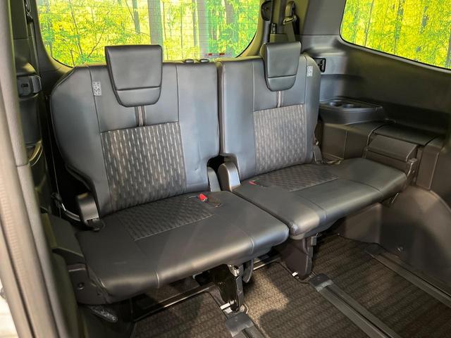 ノア ハイブリッドＳ－Ｚ　純正１０．５インチディスプレイオーディオ　バックカメラ　モデリスタエアロ　両側電動スライドドア　前席シートヒーター　ハーフレザーシート　禁煙車　オートマチックハイビーム　レーダークルーズコントロール（10枚目）