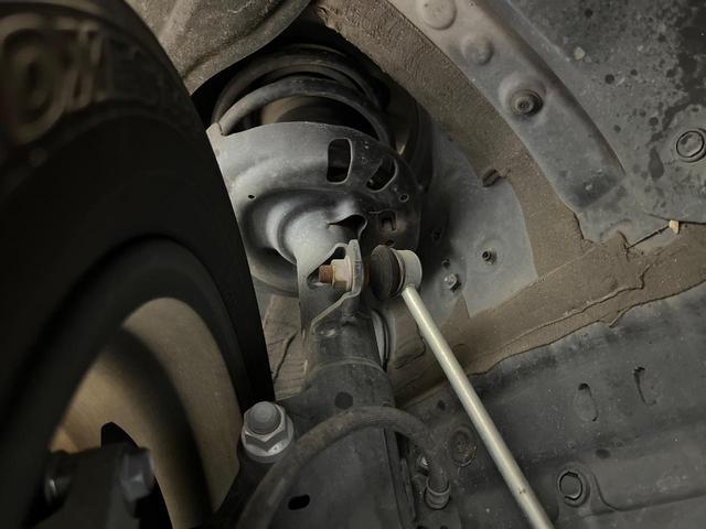 ノア ハイブリッドＳ－Ｚ　純正１０．５インチディスプレイオーディオ　バックカメラ　モデリスタエアロ　両側電動スライドドア　前席シートヒーター　ハーフレザーシート　禁煙車　オートマチックハイビーム　レーダークルーズコントロール（23枚目）