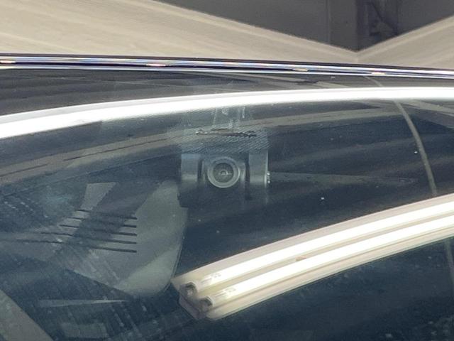 ノア ハイブリッドＳ－Ｚ　純正１０．５インチ　バックカメラ　モデリスタエアロ　快適利便パッケージ　デジタルインナーミラー　ブラインドスポットモニター　トヨタチームメイト　前席シートヒーター　禁煙車　両側電動スライドドア（26枚目）