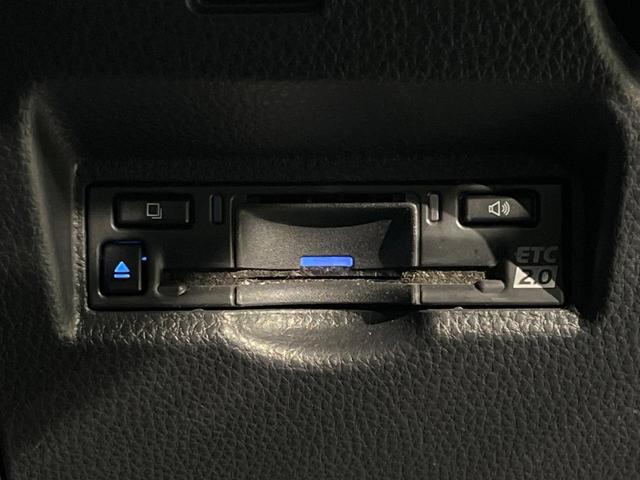 ノア ハイブリッドＳ－Ｚ　純正１０．５インチ　バックカメラ　モデリスタエアロ　快適利便パッケージ　デジタルインナーミラー　ブラインドスポットモニター　トヨタチームメイト　前席シートヒーター　禁煙車　両側電動スライドドア（40枚目）