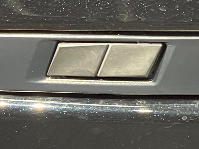 ノア ハイブリッドＳ－Ｚ　純正１０．５インチ　バックカメラ　モデリスタエアロ　快適利便パッケージ　デジタルインナーミラー　ブラインドスポットモニター　トヨタチームメイト　前席シートヒーター　禁煙車　両側電動スライドドア（65枚目）