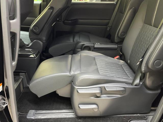 ノア ハイブリッドＳ－Ｚ　純正１０．５インチ　バックカメラ　モデリスタエアロ　快適利便パッケージ　デジタルインナーミラー　ブラインドスポットモニター　トヨタチームメイト　前席シートヒーター　禁煙車　両側電動スライドドア（69枚目）