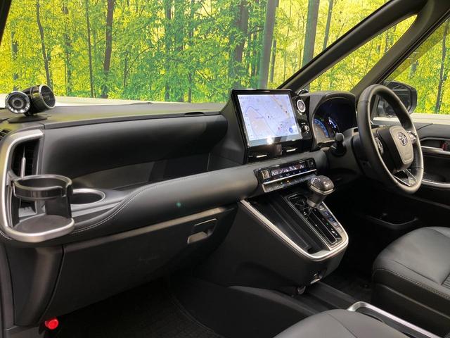 ノア ハイブリッドＳ－Ｚ　純正１０．５インチ　バックカメラ　モデリスタエアロ　快適利便パッケージ　デジタルインナーミラー　ブラインドスポットモニター　トヨタチームメイト　前席シートヒーター　禁煙車　両側電動スライドドア（71枚目）