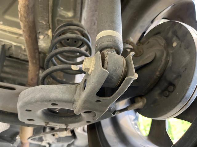 タント カスタムＲＳスタイルセレクション　ターボ　純正９インチナビ　アラウンドビューモニター　両側電動スライドドア　アダプティブクルーズコントロール　ハーフレザーシート　スマートアシスト　禁煙車　前席シートヒーター　コーナーセンサー（21枚目）