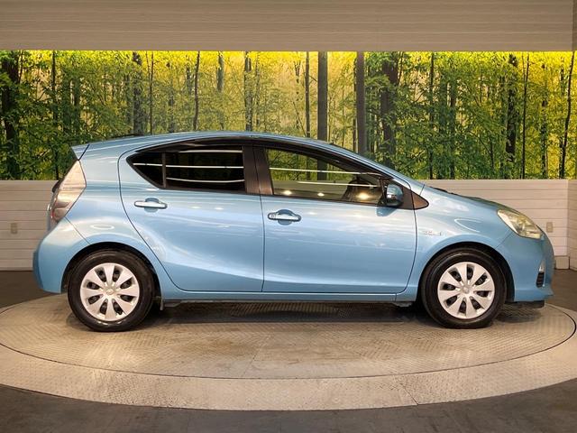 アクア Ｇ　純正ナビ　バックカメラ　オートライト　ＥＴＣ　スマートキー　Ｂｌｕｅｔｏｏｔｈ接続可　オートエアコン　電動格納ミラー　フルセグ　盗難防止システム（26枚目）