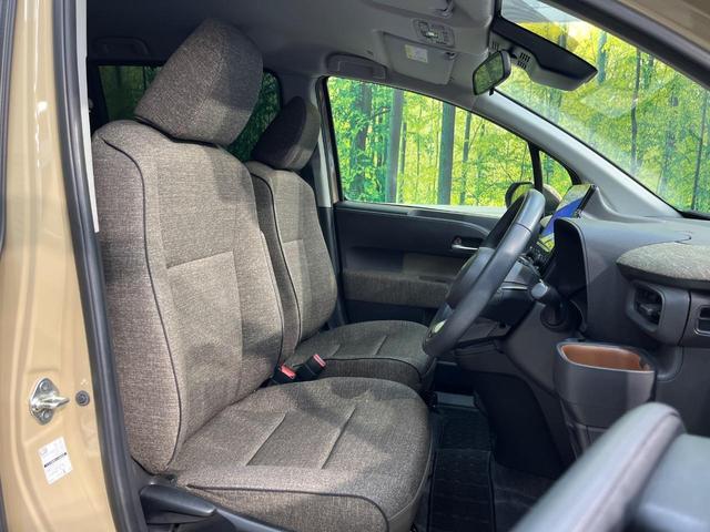 シエンタ ハイブリッドZ 7人乗り ナビ機能付き10.5型ディスプレイオーディオ バックカメラ 両側電動ドア 100V電源 セーフティセンス レーダークルーズ 禁煙車 コーナーセンサー スマートキー LEDヘッド ETC(8枚目)