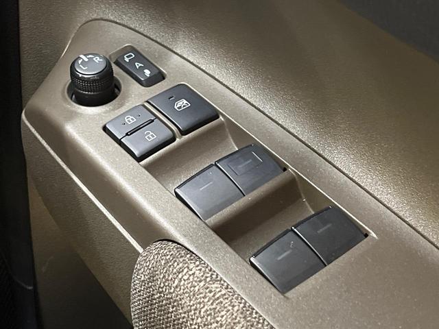 シエンタ ハイブリッドZ 7人乗り ナビ機能付き10.5型ディスプレイオーディオ バックカメラ 両側電動ドア 100V電源 セーフティセンス レーダークルーズ 禁煙車 コーナーセンサー スマートキー LEDヘッド ETC(56枚目)