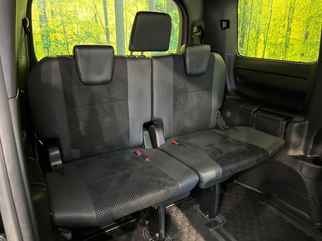 ヴォクシー ＺＳ　煌ＩＩＩ　後期　７人乗り　９型ＢＩＧ－Ｘ　後席モニター　バックカメラ　両側電動ドア　セーフティセンス　禁煙車　ハーフレザーシート　コーナーセンサー　スマートキー　ＬＥＤヘッド　ＥＴＣ　クルコン　オートハイビーム（10枚目）