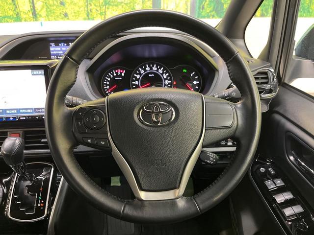 ヴォクシー ＺＳ　煌ＩＩＩ　後期　７人乗り　９型ＢＩＧ－Ｘ　後席モニター　バックカメラ　両側電動ドア　セーフティセンス　禁煙車　ハーフレザーシート　コーナーセンサー　スマートキー　ＬＥＤヘッド　ＥＴＣ　クルコン　オートハイビーム（12枚目）