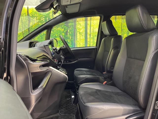 ヴォクシー ＺＳ　煌ＩＩＩ　後期　７人乗り　９型ＢＩＧ－Ｘ　後席モニター　バックカメラ　両側電動ドア　セーフティセンス　禁煙車　ハーフレザーシート　コーナーセンサー　スマートキー　ＬＥＤヘッド　ＥＴＣ　クルコン　オートハイビーム（37枚目）