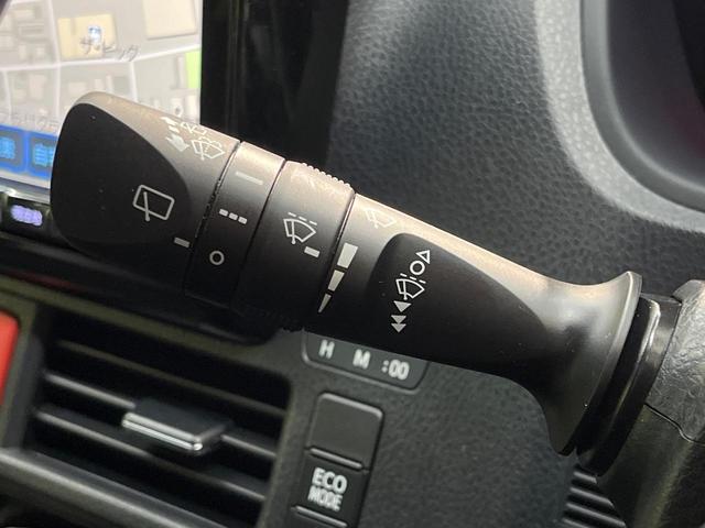 ヴォクシー ＺＳ　煌ＩＩＩ　後期　７人乗り　９型ＢＩＧ－Ｘ　後席モニター　バックカメラ　両側電動ドア　セーフティセンス　禁煙車　ハーフレザーシート　コーナーセンサー　スマートキー　ＬＥＤヘッド　ＥＴＣ　クルコン　オートハイビーム（48枚目）