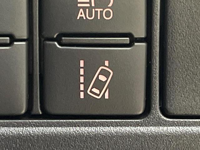 ヴォクシー ＺＳ　煌ＩＩＩ　後期　７人乗り　９型ＢＩＧ－Ｘ　後席モニター　バックカメラ　両側電動ドア　セーフティセンス　禁煙車　ハーフレザーシート　コーナーセンサー　スマートキー　ＬＥＤヘッド　ＥＴＣ　クルコン　オートハイビーム（50枚目）