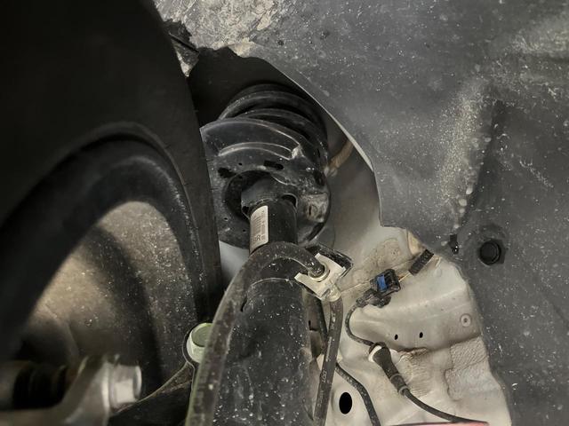 オーラ Ｇ　レザーエディション　コネクトナビ　ＢＯＳＥサウンド　アラウンドビューモニター　プロパイロット　インテリジェントルームミラー　ＢＳＭ　電動パーキングブレーキ　革シート　ＬＥＤヘッドライト　オートハイビーム（20枚目）