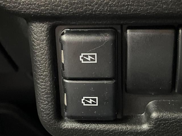 ワゴンＲスマイル ハイブリッドＸ　純正８インチナビ　セーフティサポート　両側パワースライドドア　コーナーセンサー　ハイビームアシスト　ＬＥＤヘッドライト　スマートキー　ＥＴＣ　Ｂｌｕｅｔｏｏｔｈ　フルセグ　フロントフォグライト（29枚目）