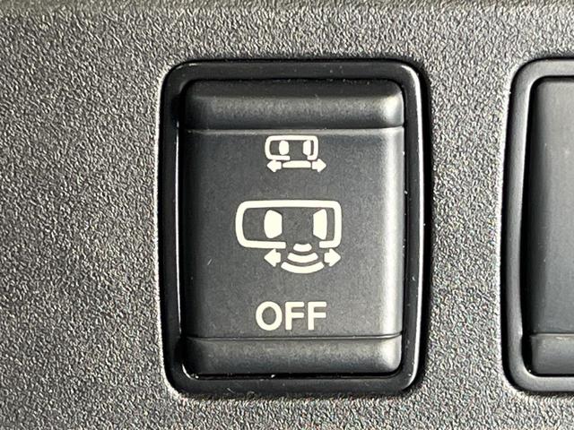 セレナ ｅ－パワー　ハイウェイスターＶ　純正１０インチナビ　フリップダウンモニター　ハンズフリー両側パワースライドドア　インテリジェントルームミラー　プロパイロット　アラウンドビューモニター　防水シート　ＢＳＭ　電動パーキングブレーキ（32枚目）