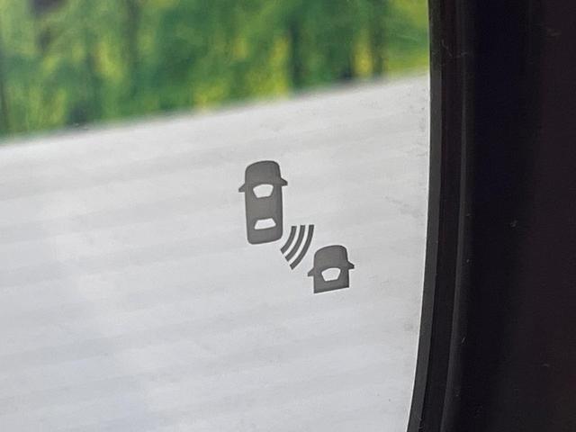 セレナ e-パワー ハイウェイスターV 純正10型ナビ フリップダウンモニター アラウンドビューモニター ハンズフリーパワースライドドア プロパイロット 禁煙車 クリアランスソナー ブラインドスポットモニター オートブレーキホールド ETC(7枚目)