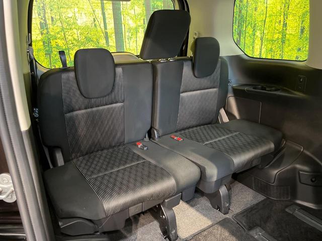 セレナ e-パワー ハイウェイスターV 純正10型ナビ フリップダウンモニター アラウンドビューモニター ハンズフリーパワースライドドア プロパイロット 禁煙車 クリアランスソナー ブラインドスポットモニター オートブレーキホールド ETC(10枚目)