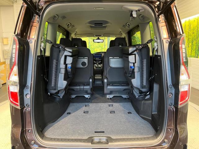 セレナ e-パワー ハイウェイスターV 純正10型ナビ フリップダウンモニター アラウンドビューモニター ハンズフリーパワースライドドア プロパイロット 禁煙車 クリアランスソナー ブラインドスポットモニター オートブレーキホールド ETC(11枚目)